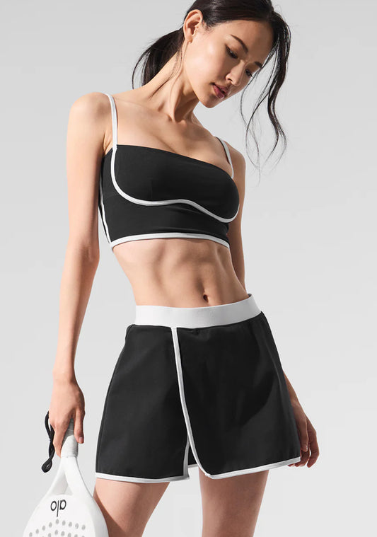 Conjunto Alo yoga falda negro / blanco
