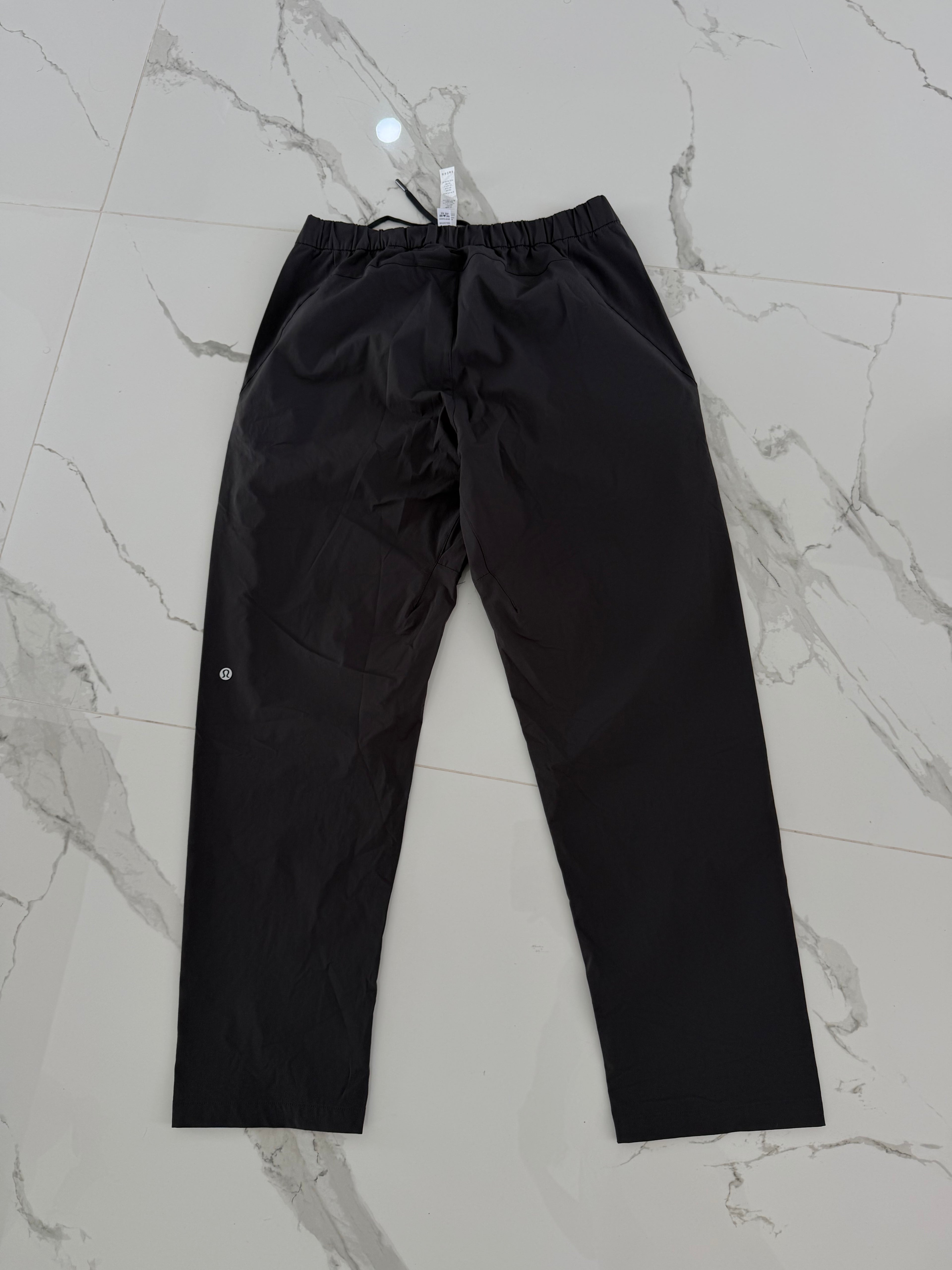 Pants recto Lululemon  rompe vientos negro caballero