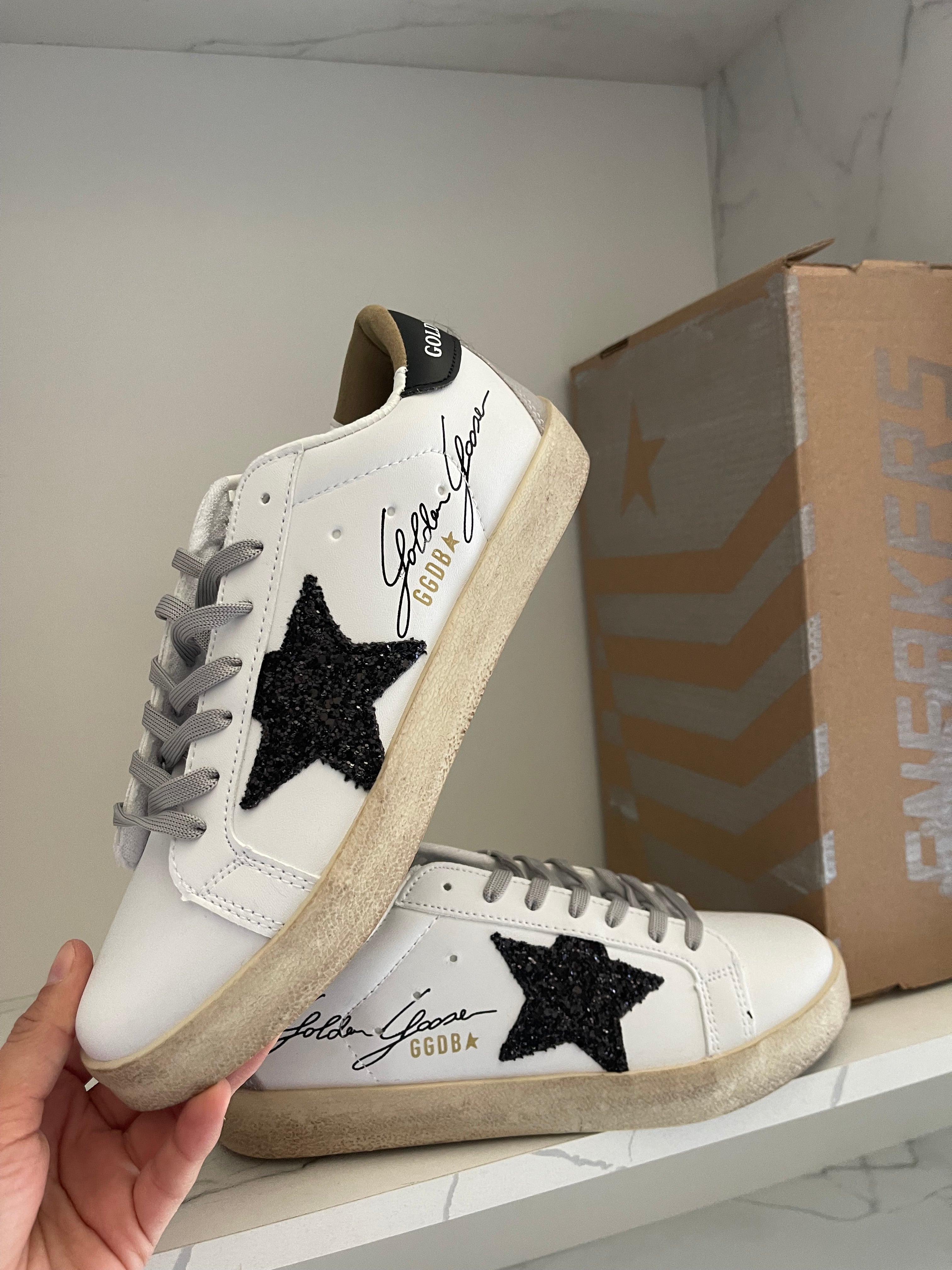 Golden goose estrella negra