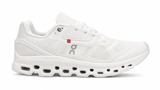 Tenis on Cloud Stratus blanco