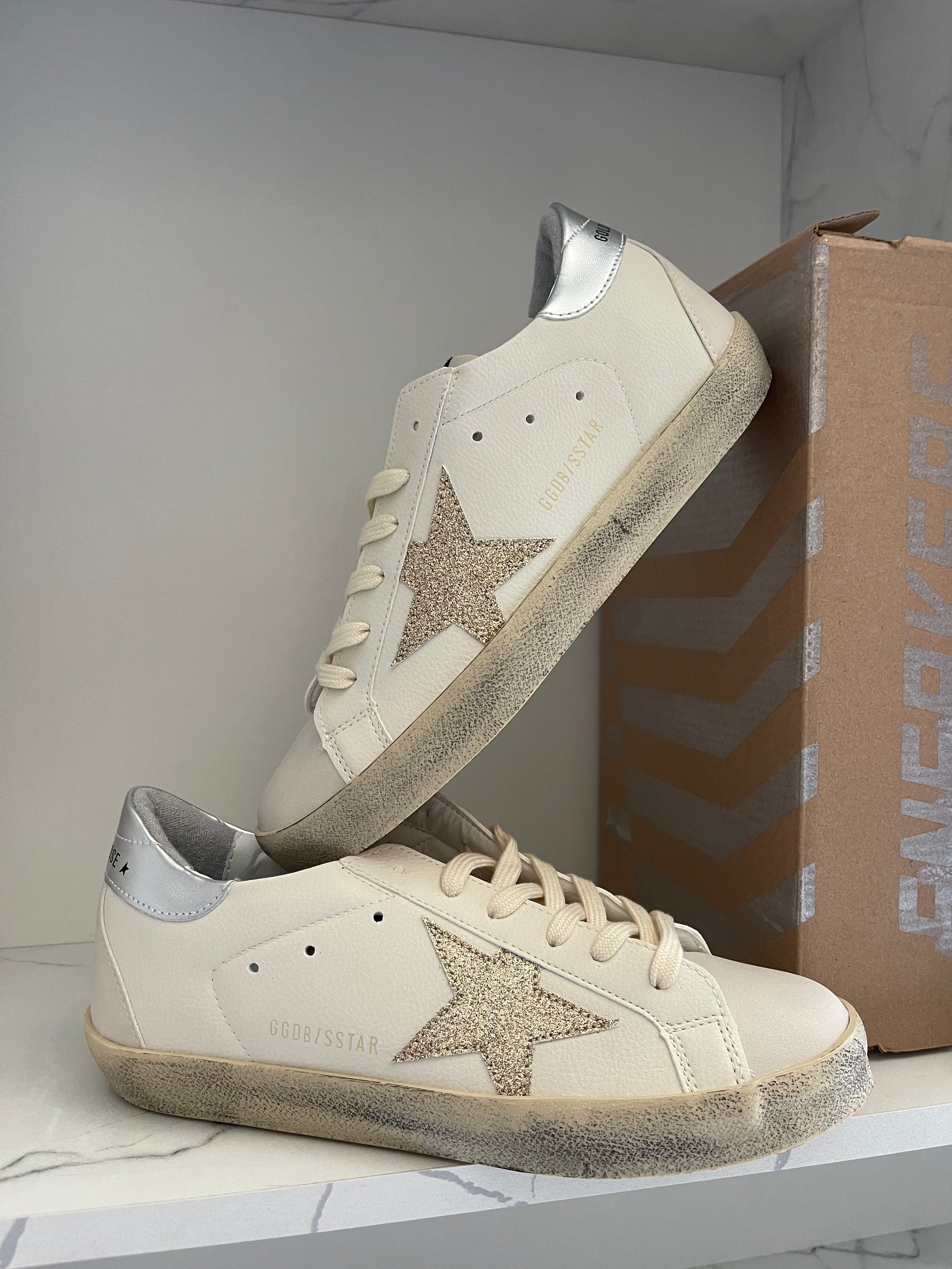 Golden goose latte dorado