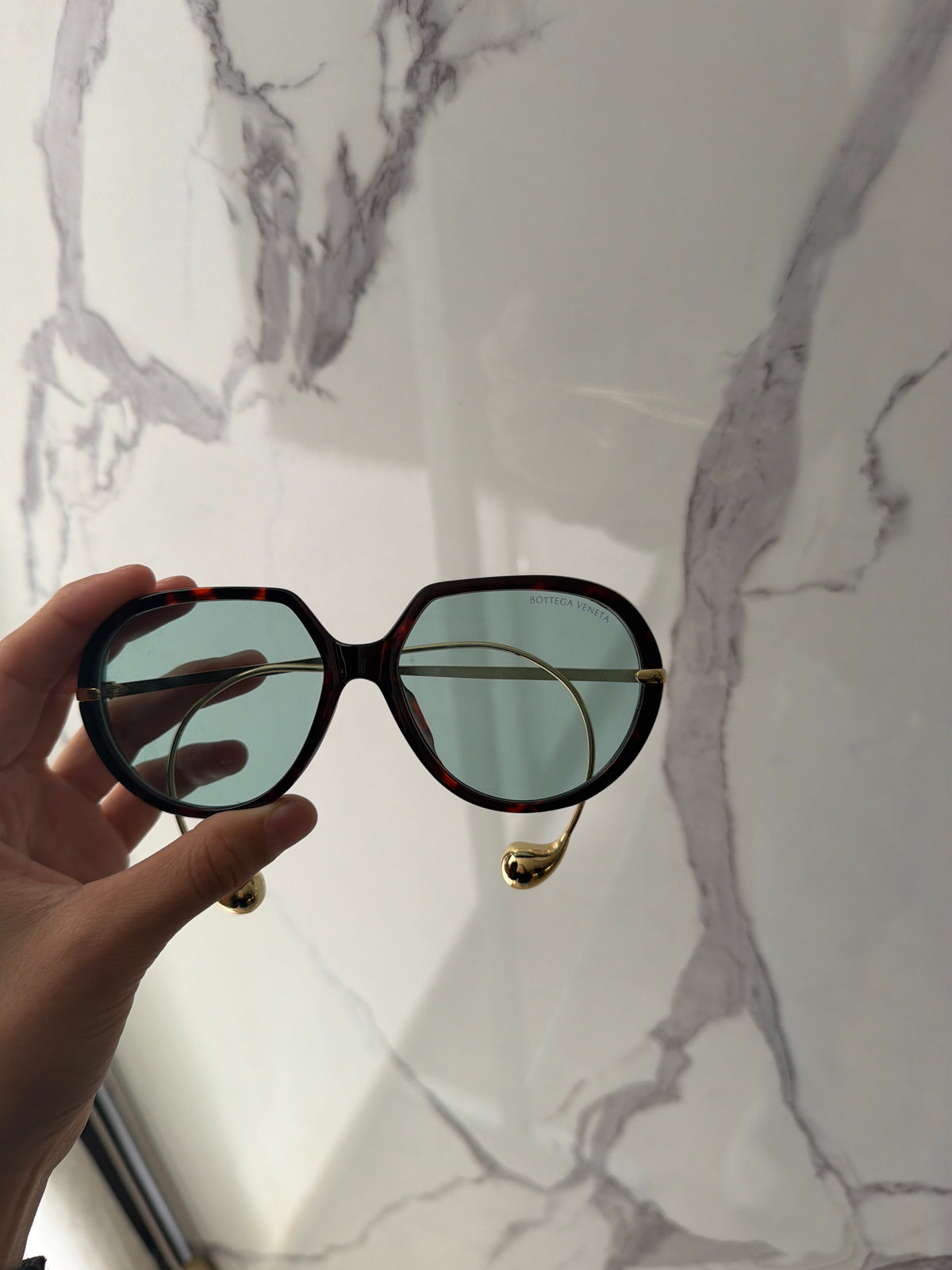 Lentes bottega veneta