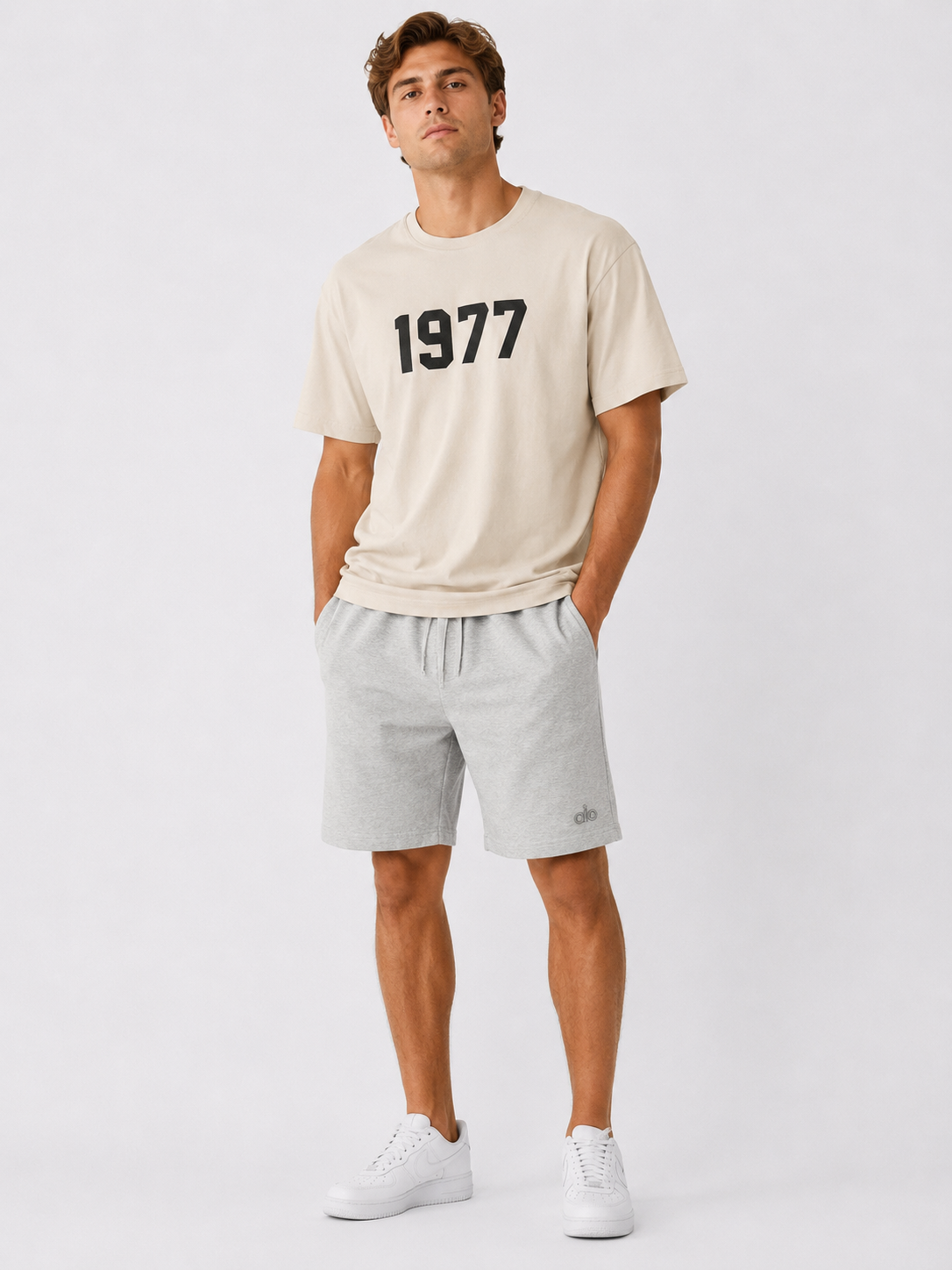 Playera essentials 1977 beige