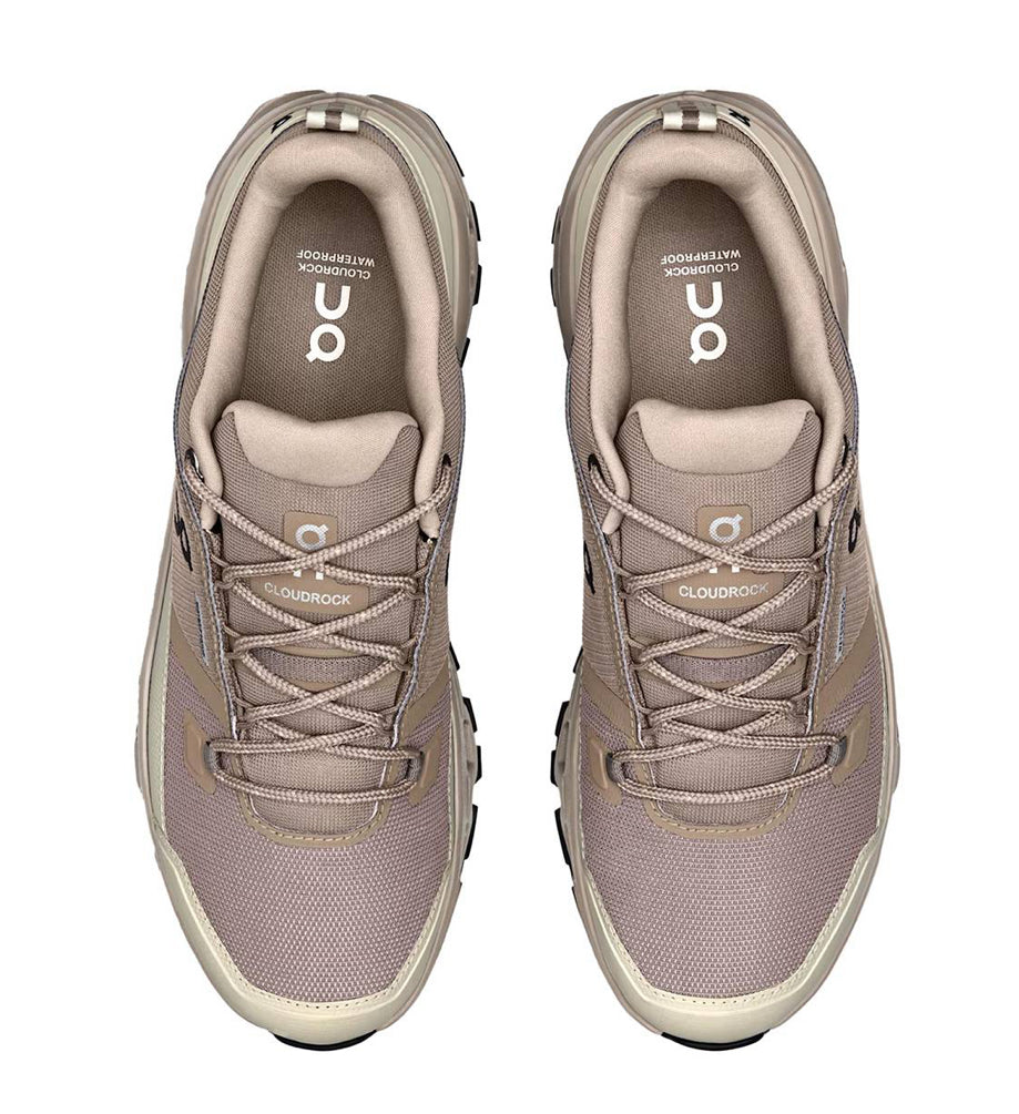 Tenis on Cloud rock choclo  beige