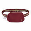 Cangurera lululemon roja