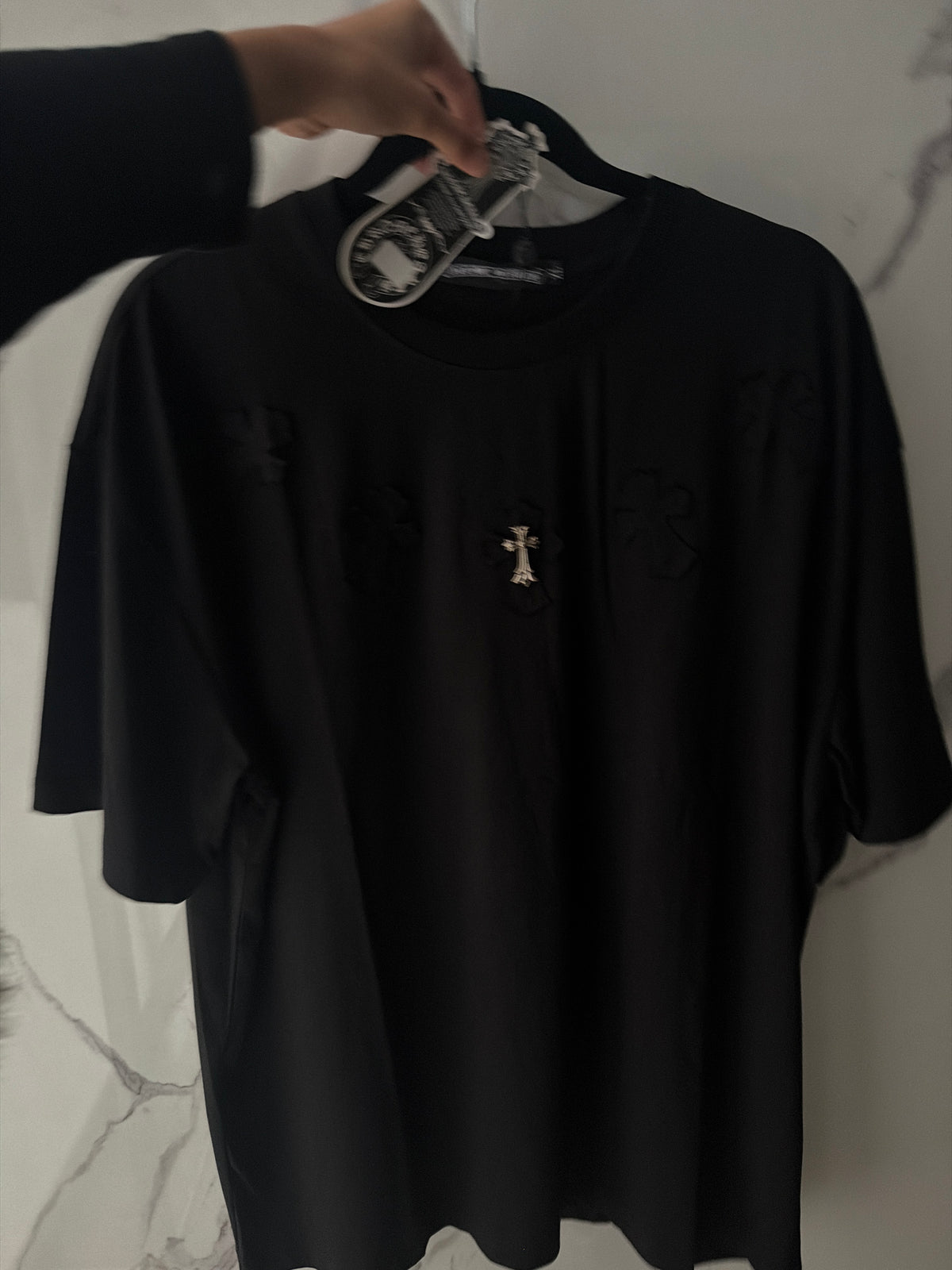 Playera chrome hats