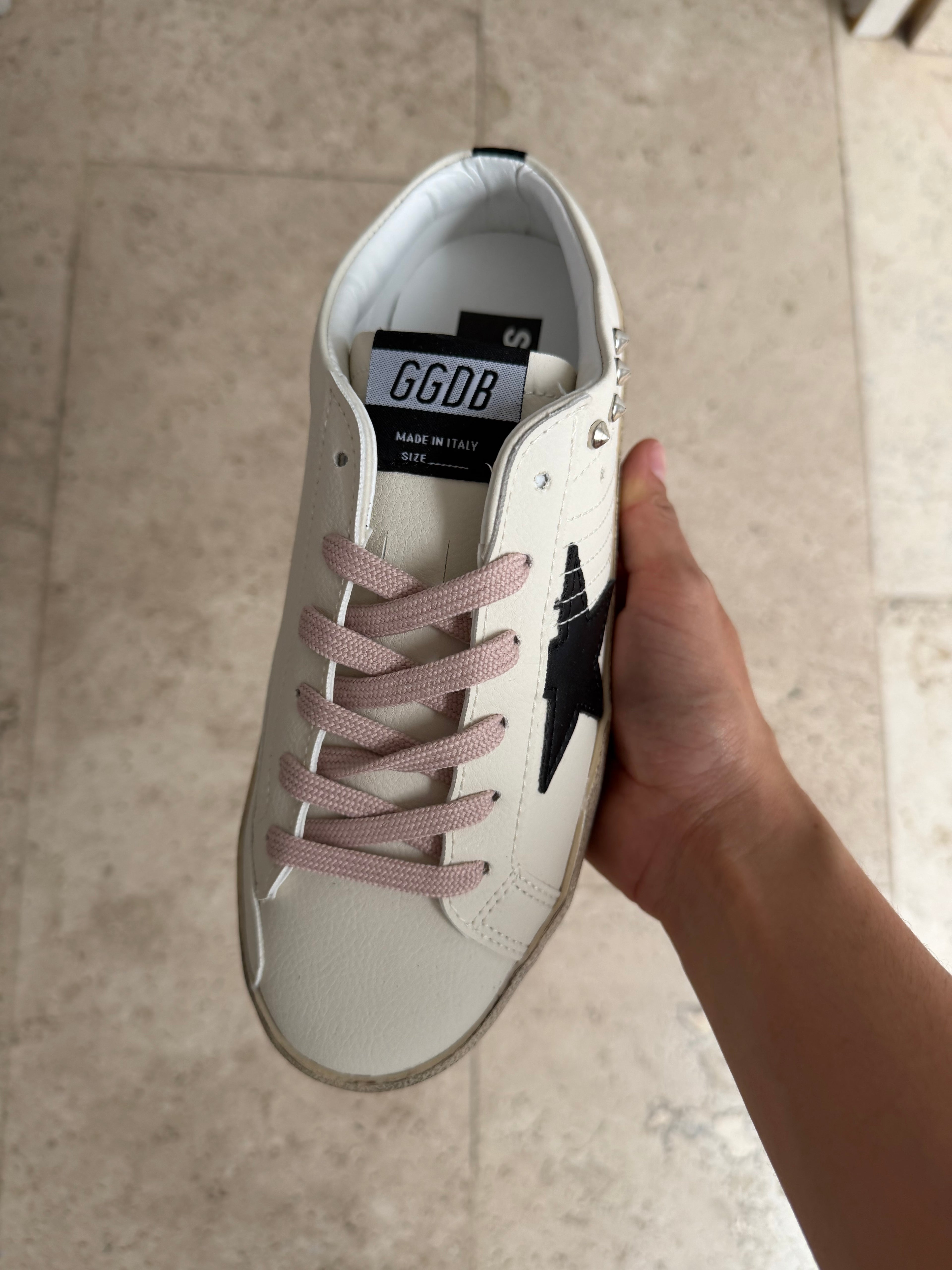 Golden goose latte negro