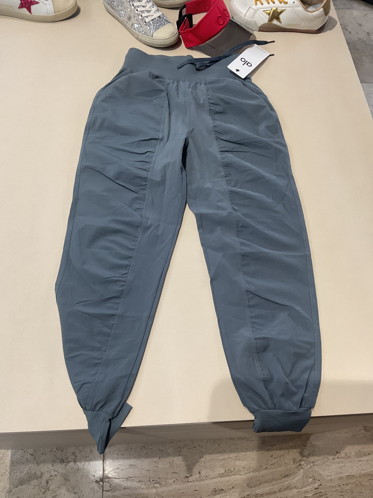 Jogger Alo yoga gris