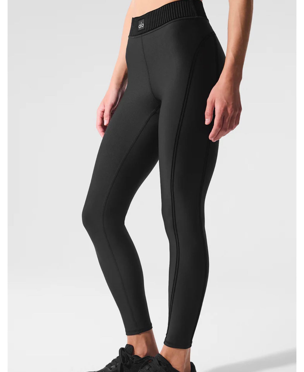 Conjunto alo yoga terciopelo negro