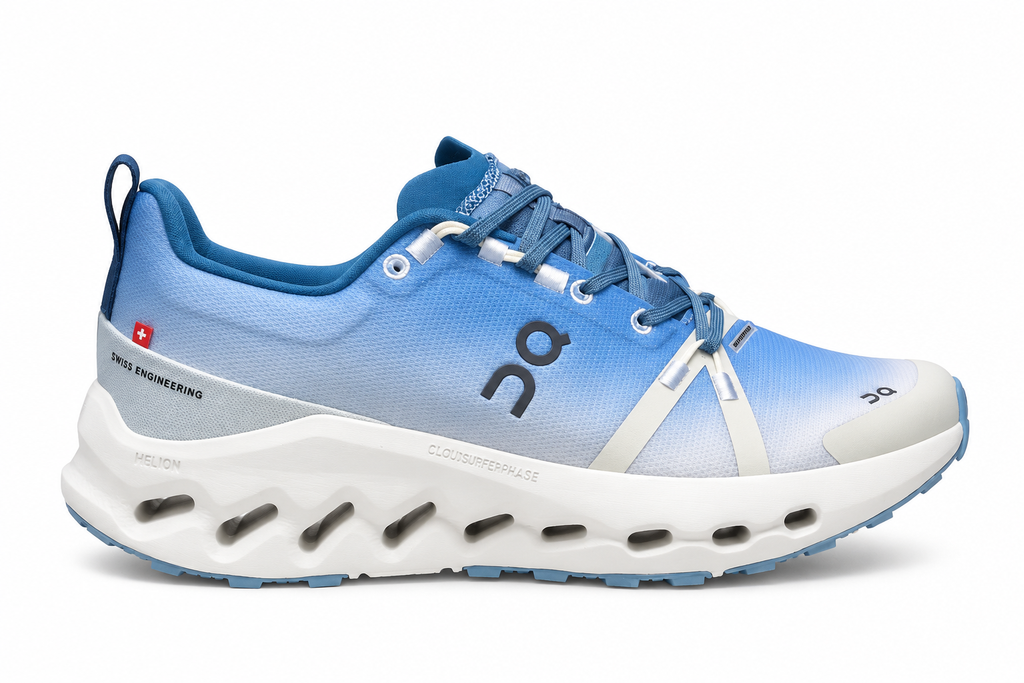 On Cloud Trail azul