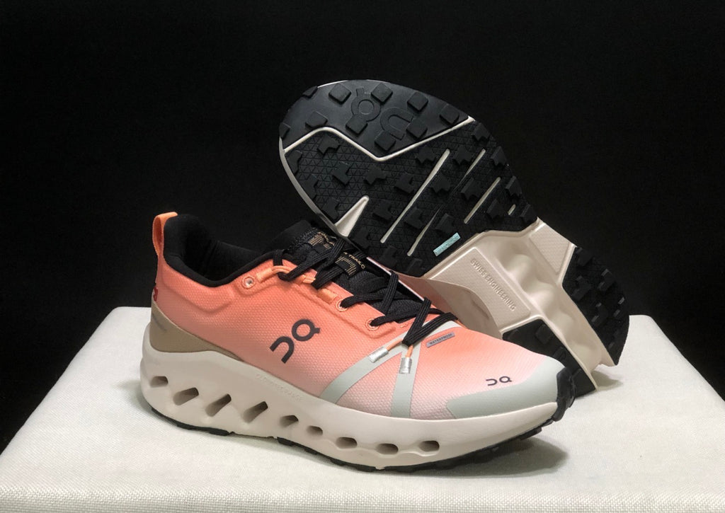 Tenis On Cloud Trail naranja