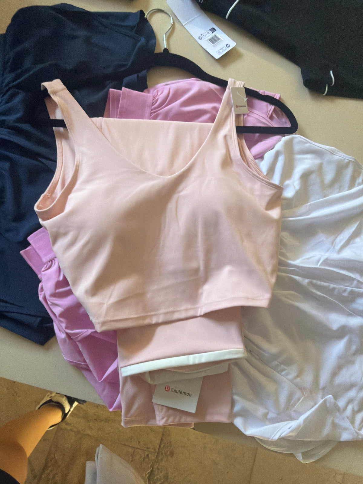 Conjunto Lululemon liso rosa