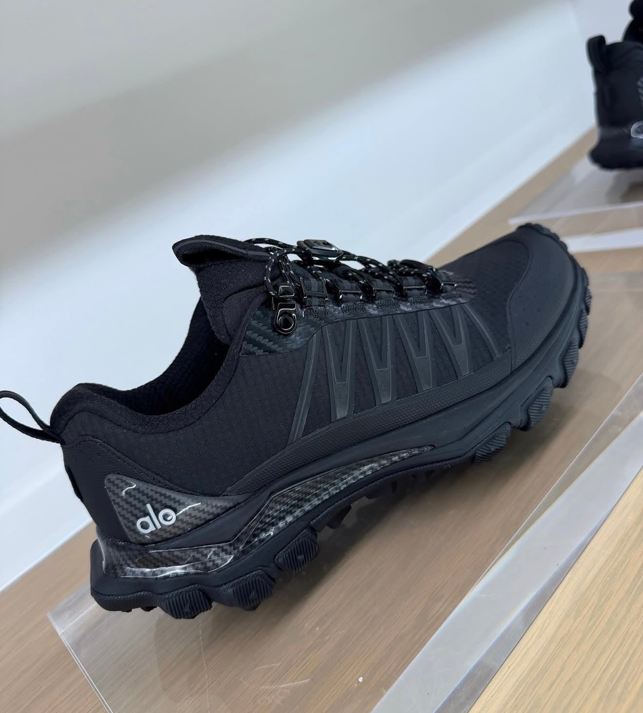 Tenis Alo yoga runner negro