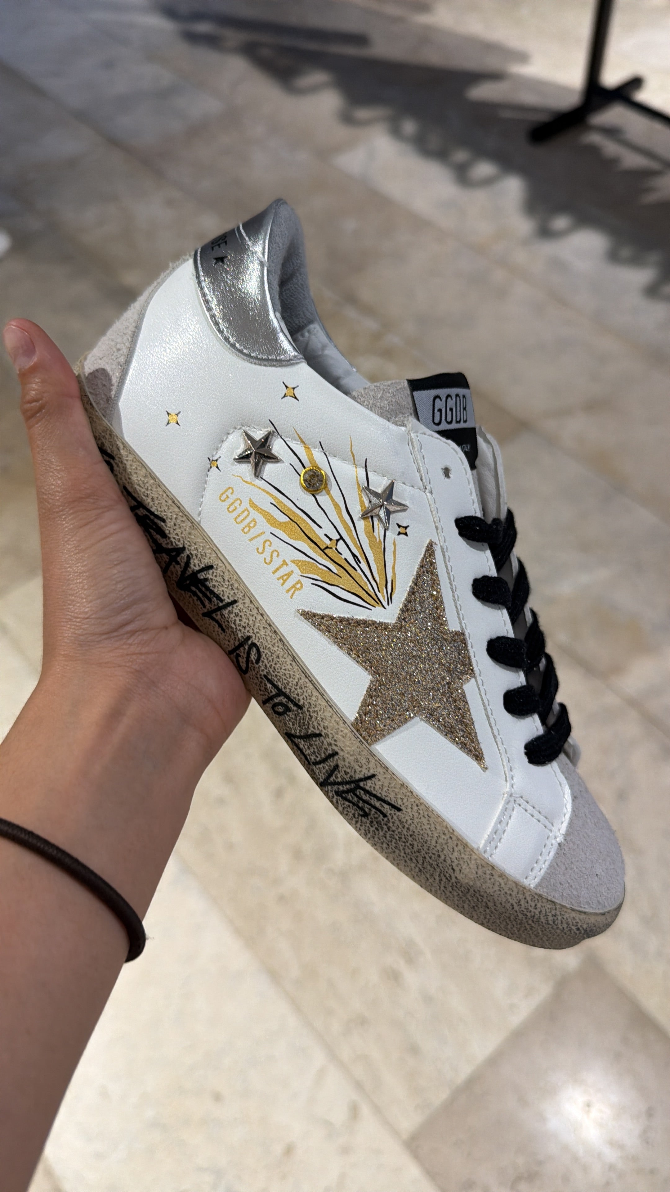 Golden Goose dorado NY