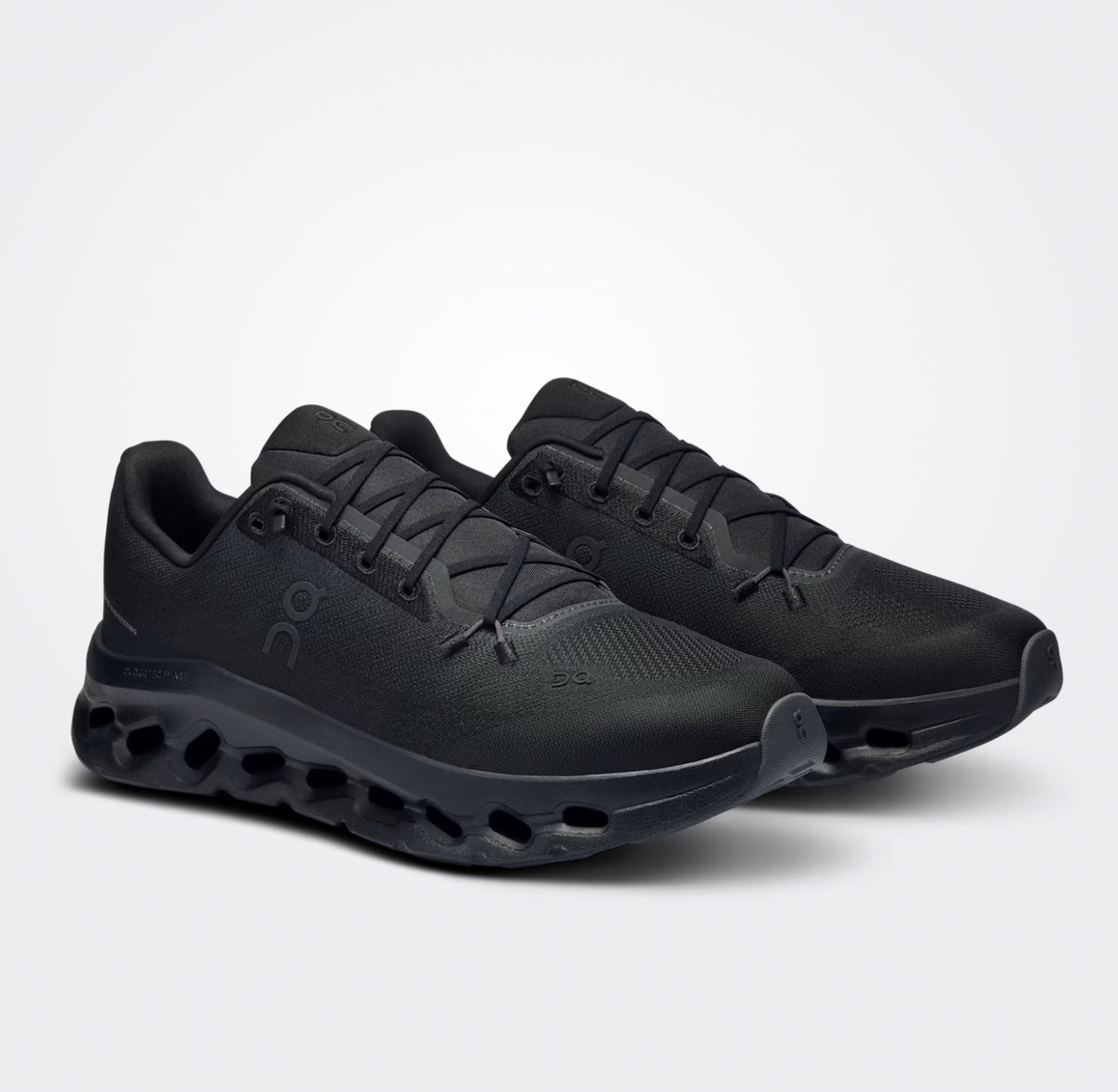 Tenis on Cloud Tilt negro