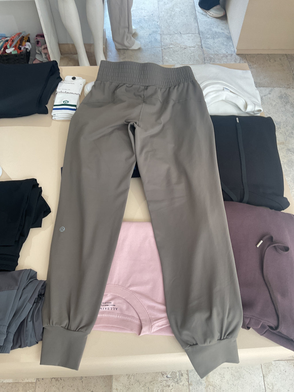 Jogger lululemon  verde caballero