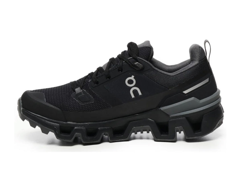 Tenis on Cloud Wonder negro gris