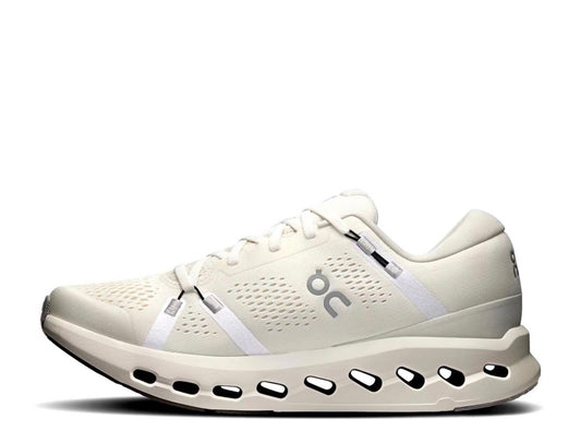 Tenis on Cloud Surfer blanco