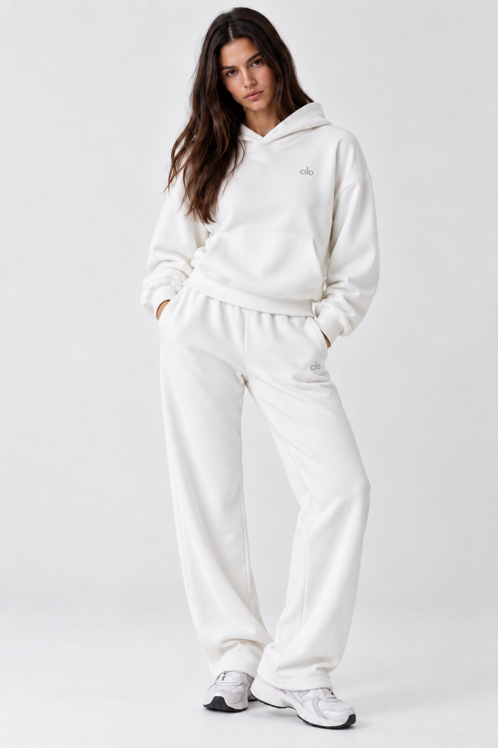 Conjunto Alo yoga pants y hoodie