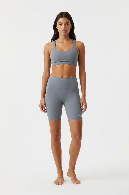Biker Alo yoga gris corto