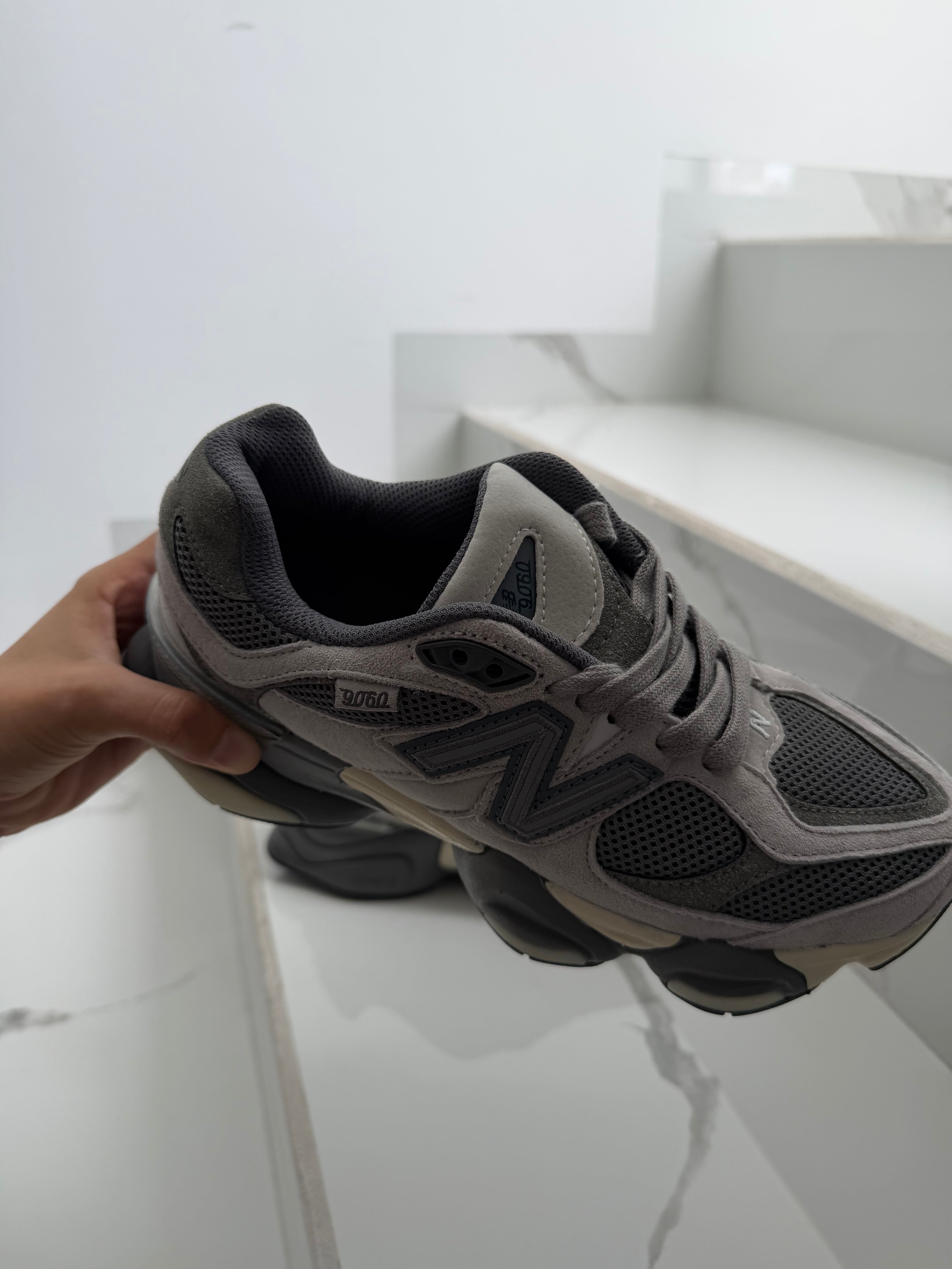 New balance gris