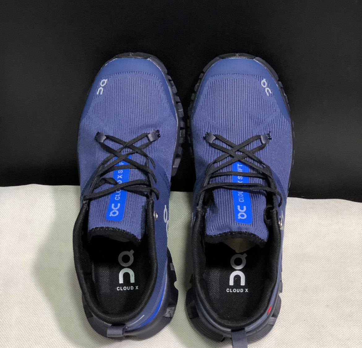 Tenis on Cloud x azul marino