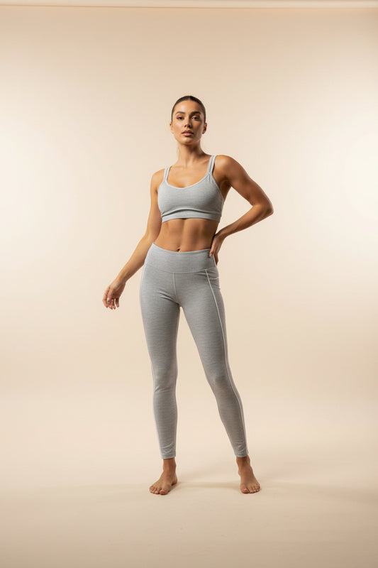 Conjunto Alo yoga Leggin y top gris