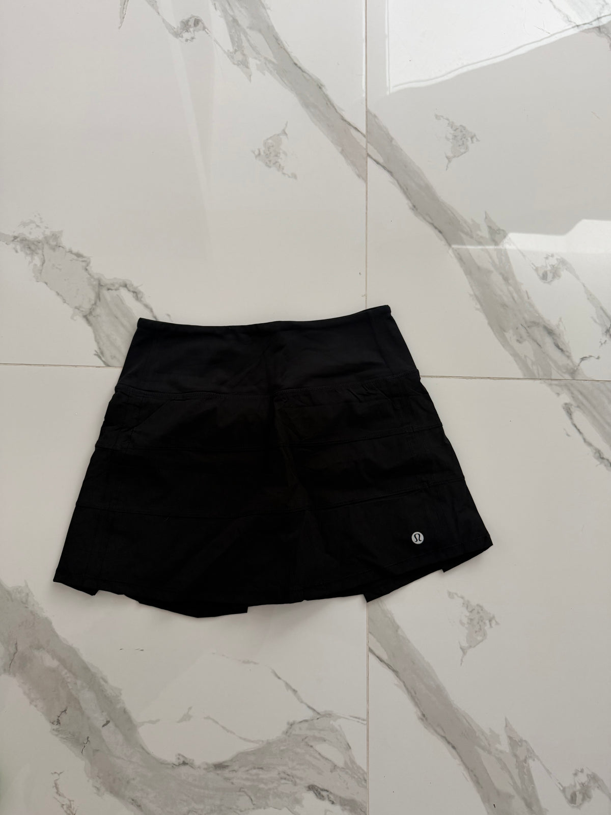 Falda Lululemon negra