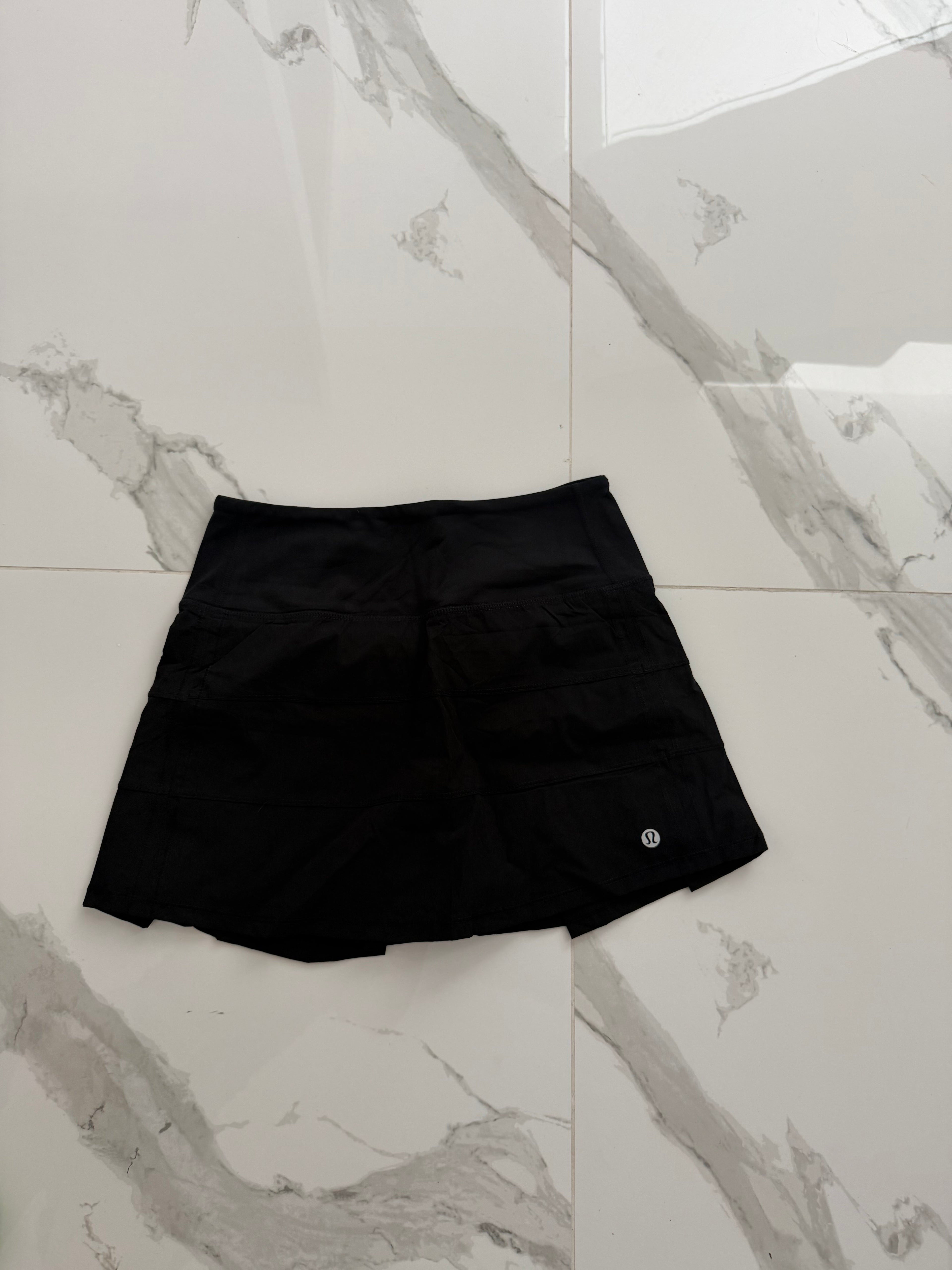 Falda Lululemon negra