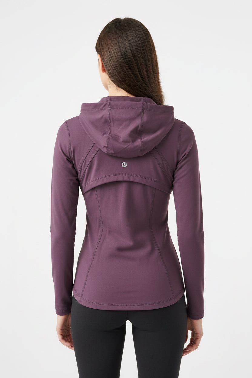Define jacket Lululemon con gorro morada