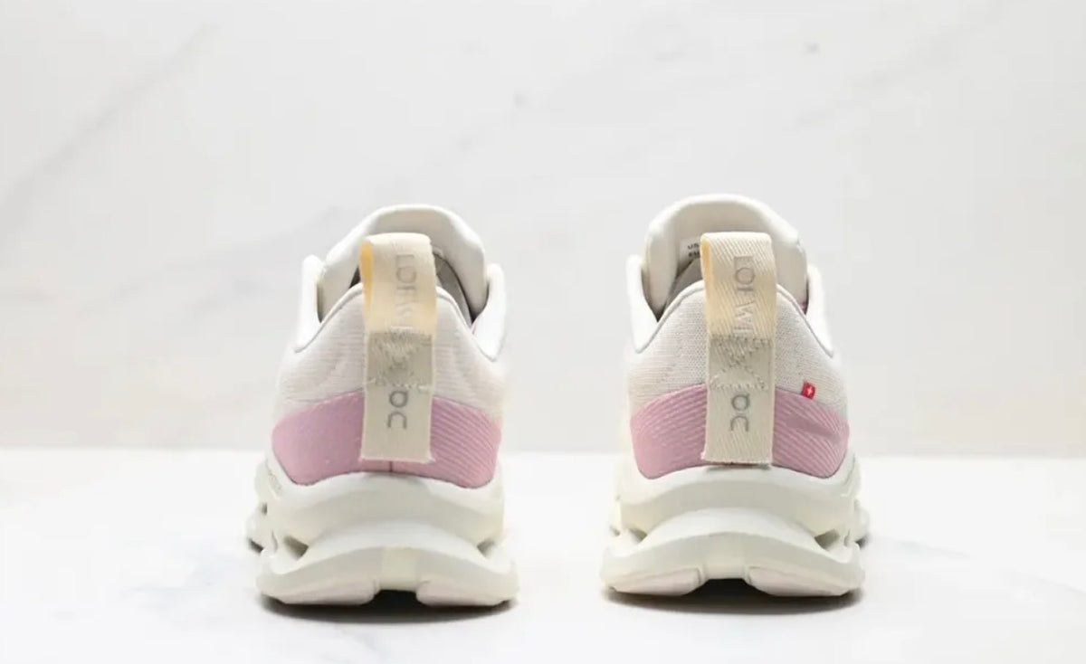 Tenis On Cloud Loewe rosa beige