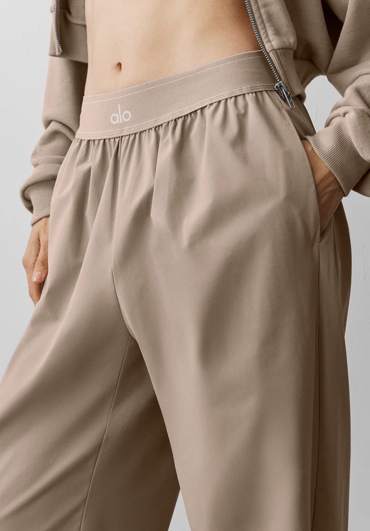 Pantalón de resorte beige
