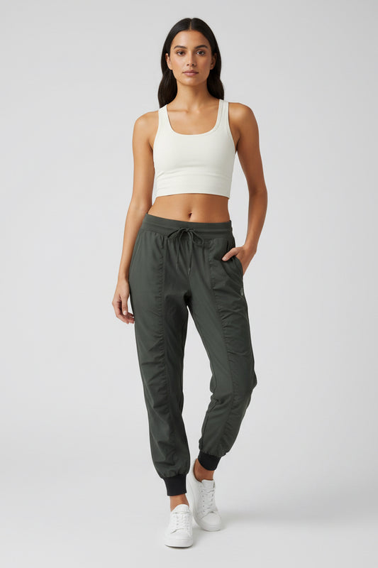 Jogger alo yoga rompe vientos verde