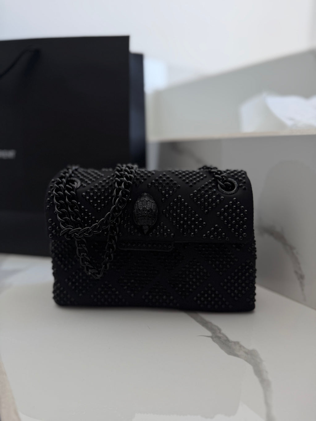Bolsa kurt geiger negra