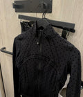 Define jacket Lululemon puntos