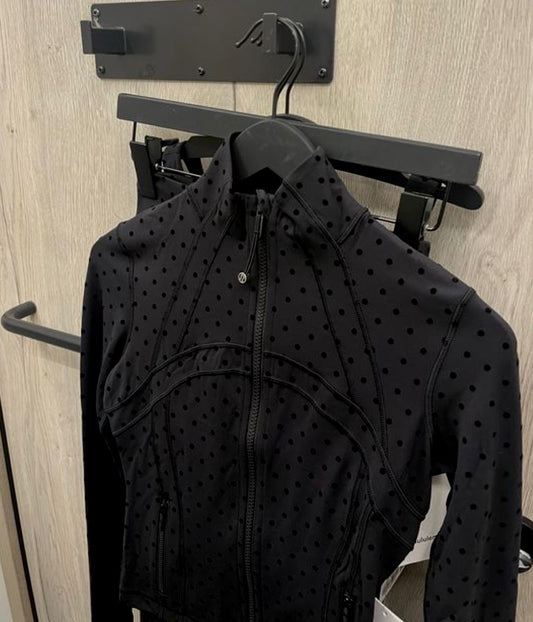Define jacket Lululemon puntos