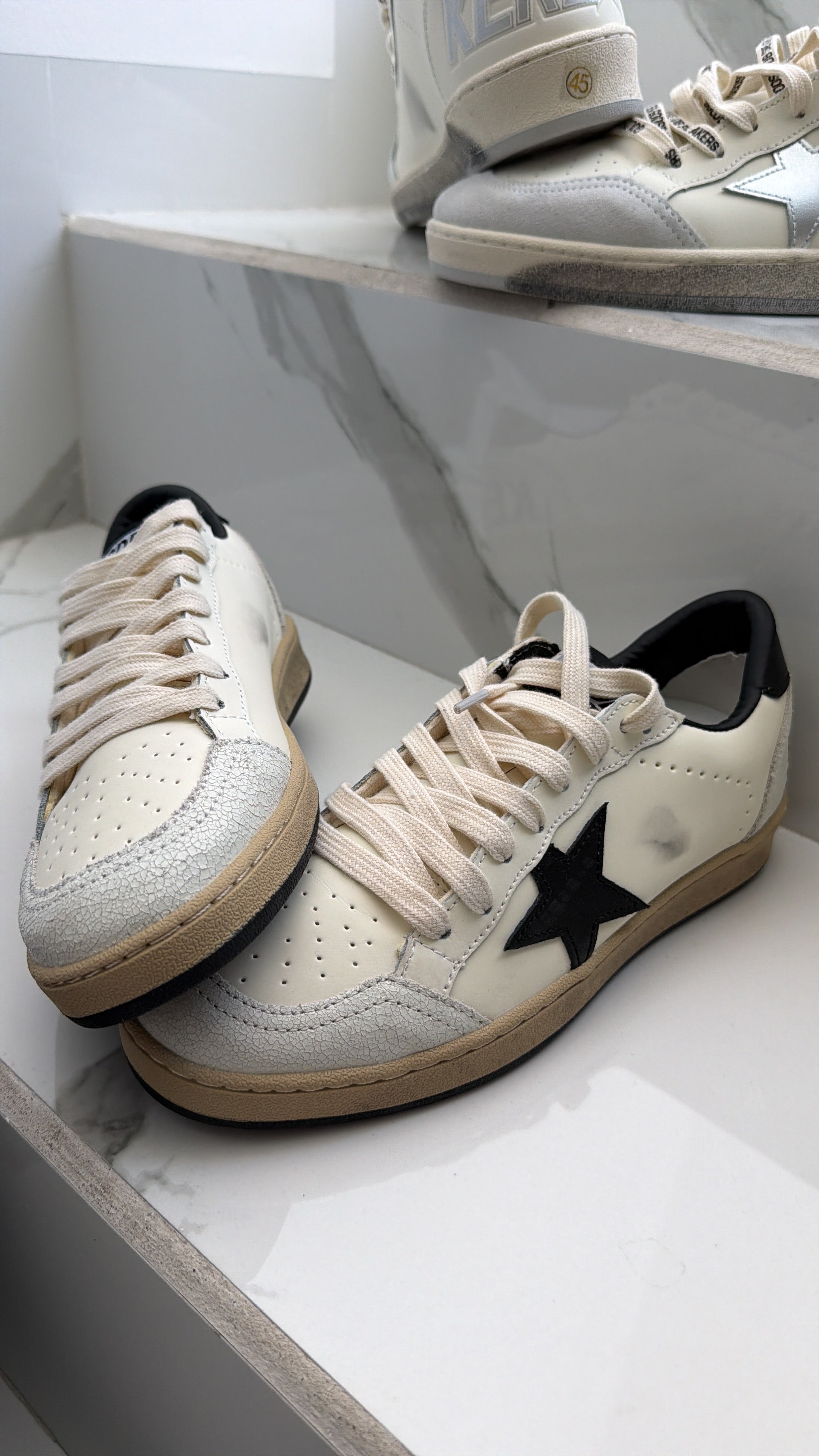 Golden Goose negro