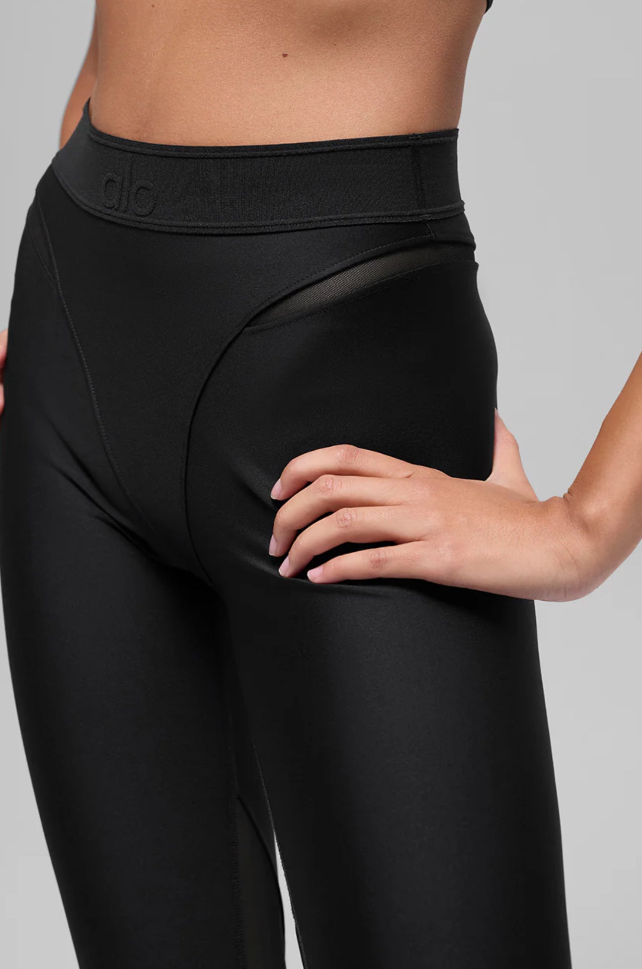 Conjunto Alo yoga calzon maya negro