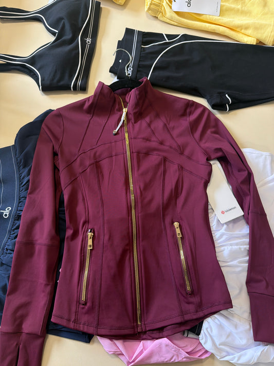 Define jacket rosa sierre dorado