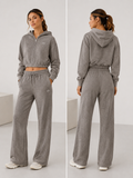 Conjunto Alo yoga café pants y sudadera