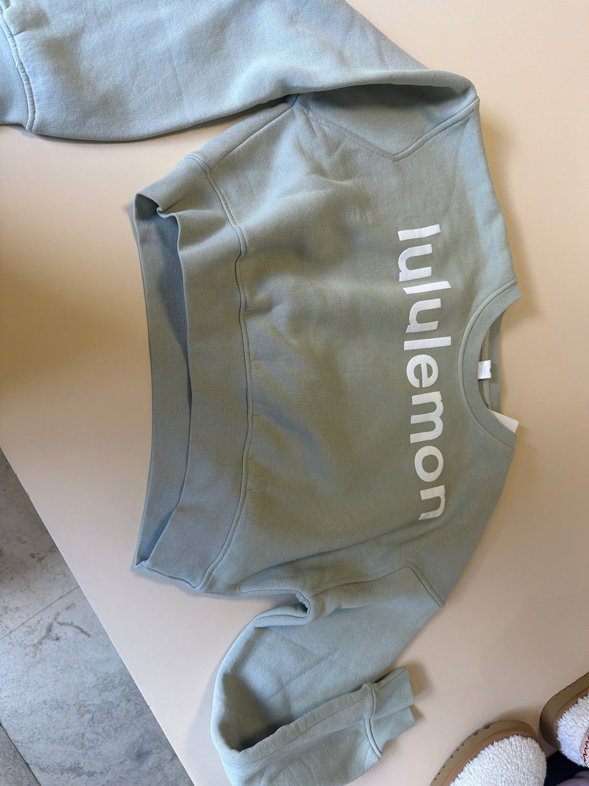 Sudadera Lululemon verde crop