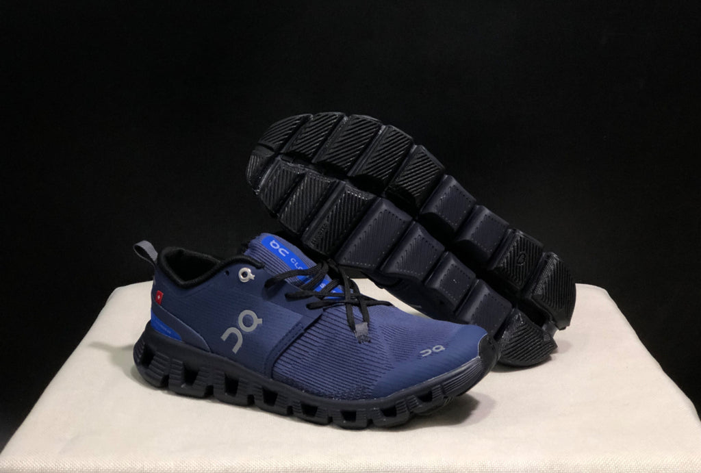 Tenis on Cloud x azul marino