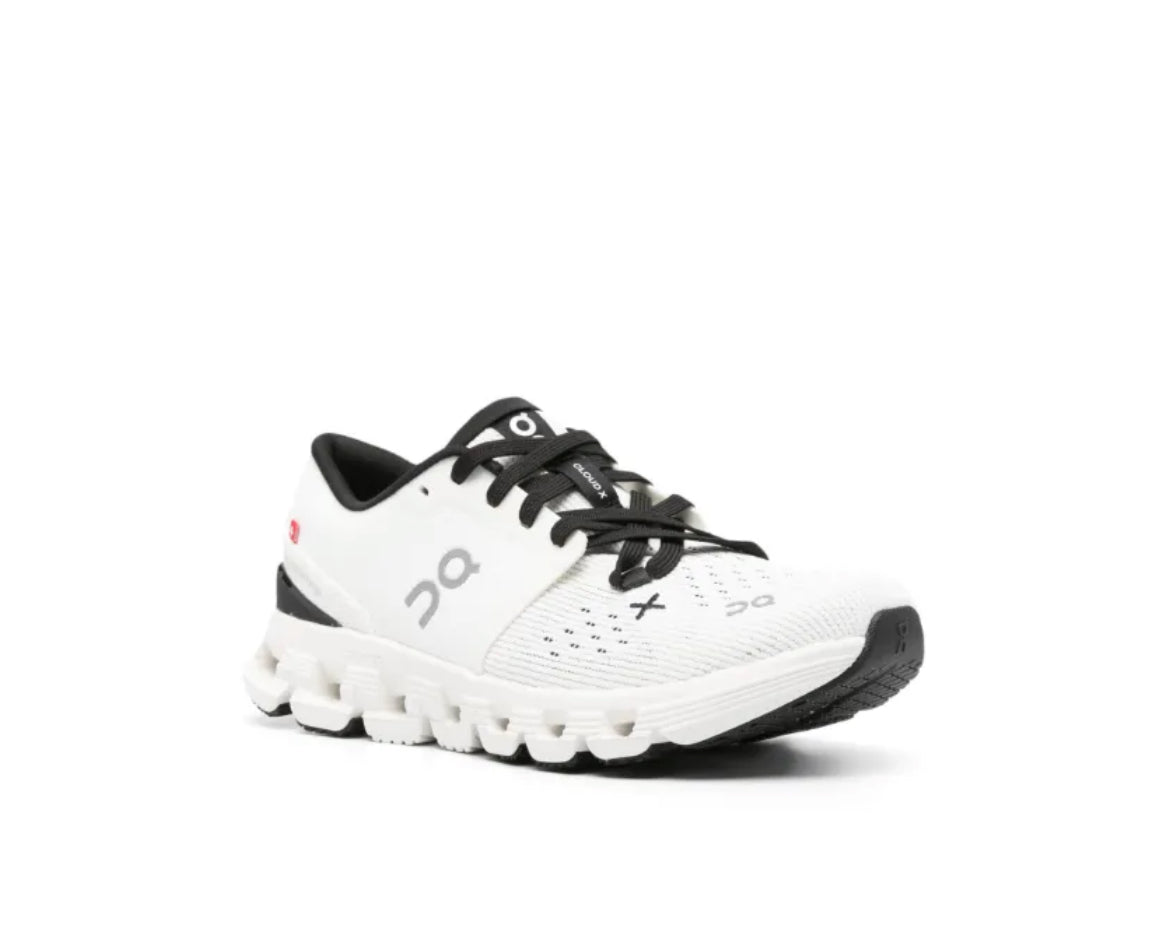 Tenis On Cloud x