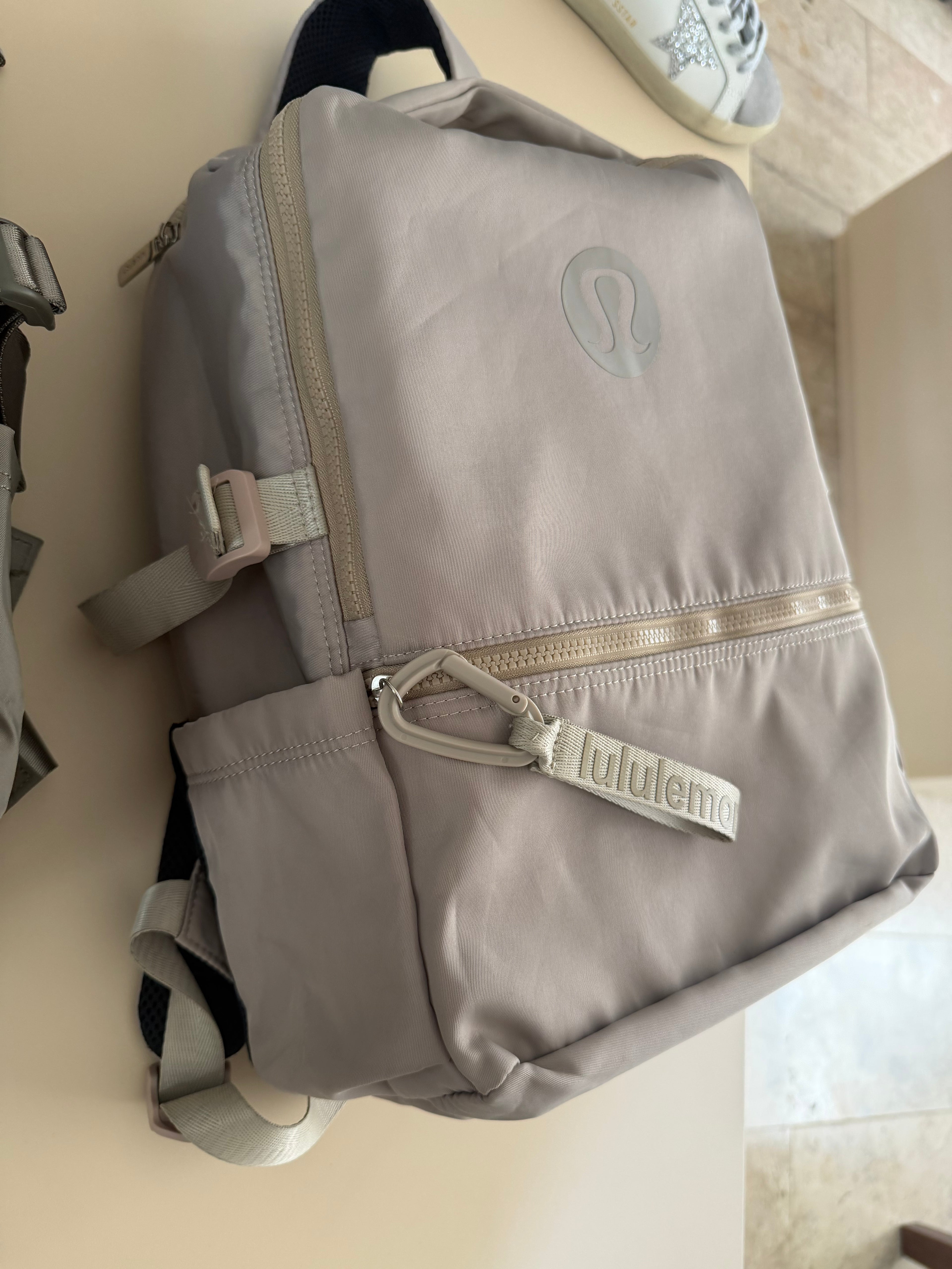 Mochila Lululemon beige rosa