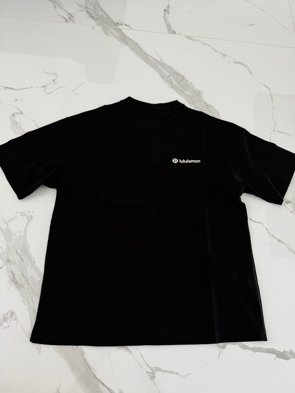 Playera Lululemon athletica