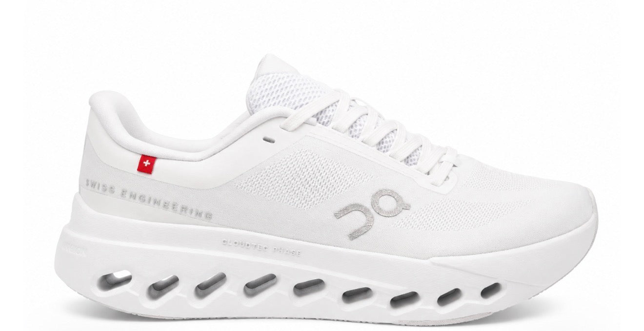 Tenis on Cloud Surfer next blanco total