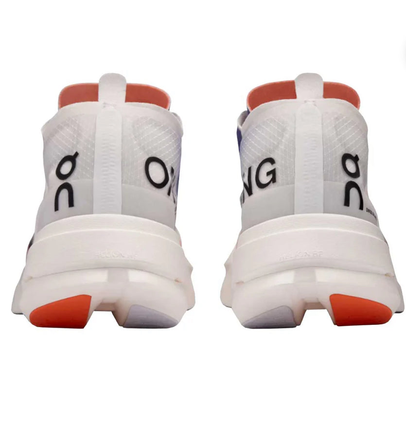 Tenis on Cloud Hyper naranja