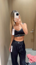 Top Alo yoga