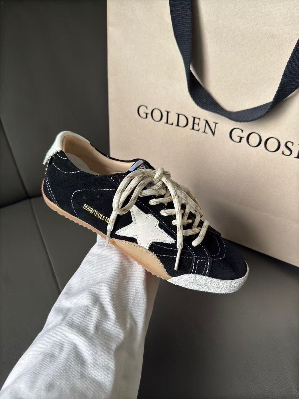 Tenis Golden Goose (este pedido tarda 15 días )