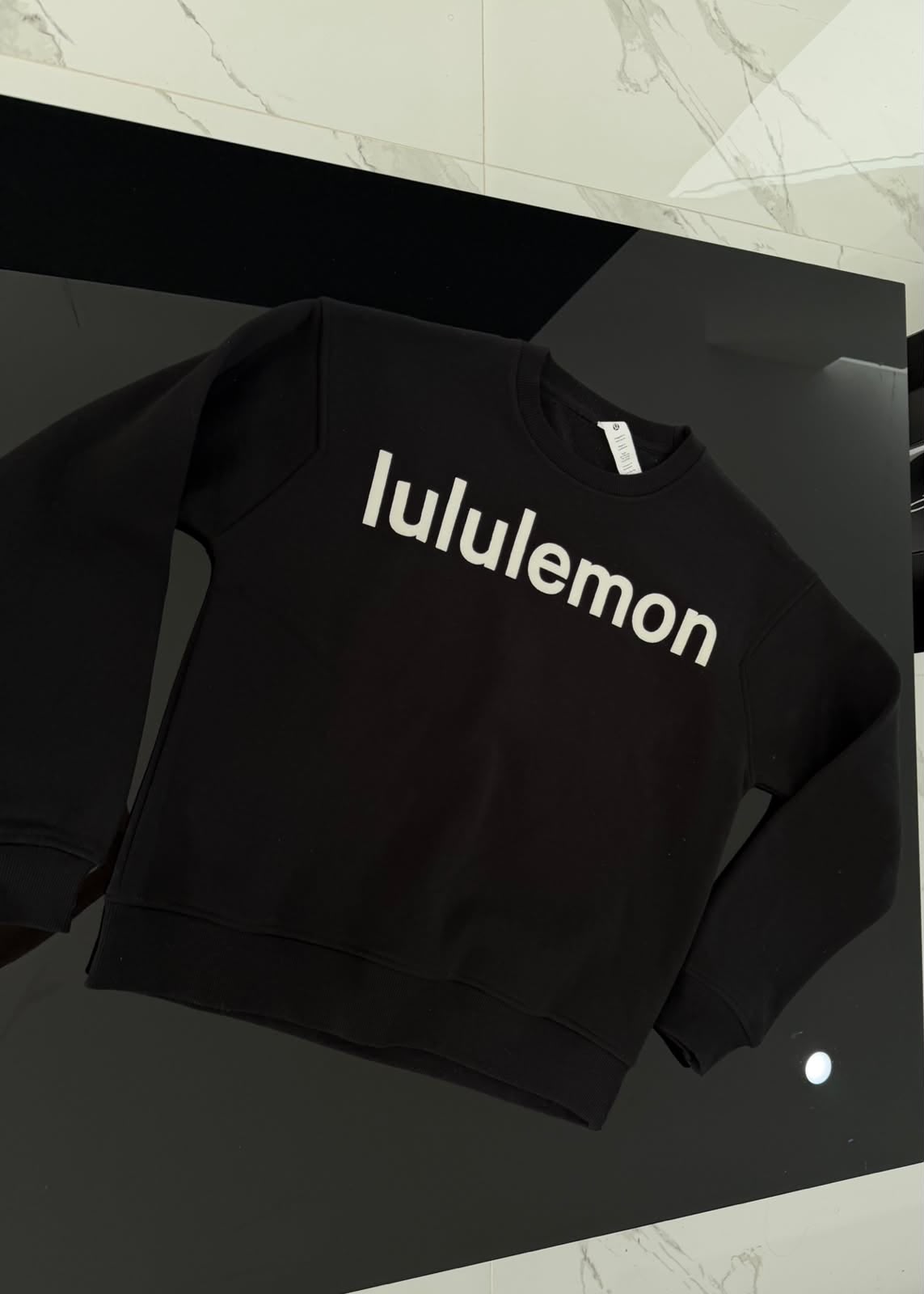 Sudadera lululemon negra